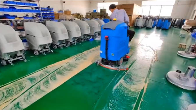 宝坻2023年还在用人工的物业保洁不妨试试洗地机吧